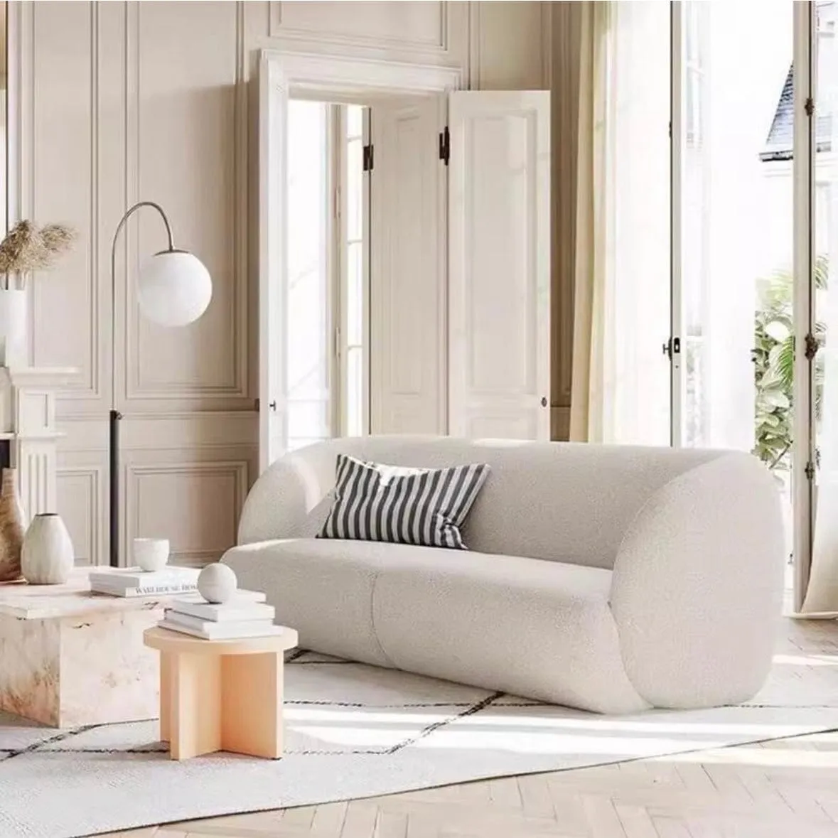 Aureliano Performance Boucle Curve Sofa