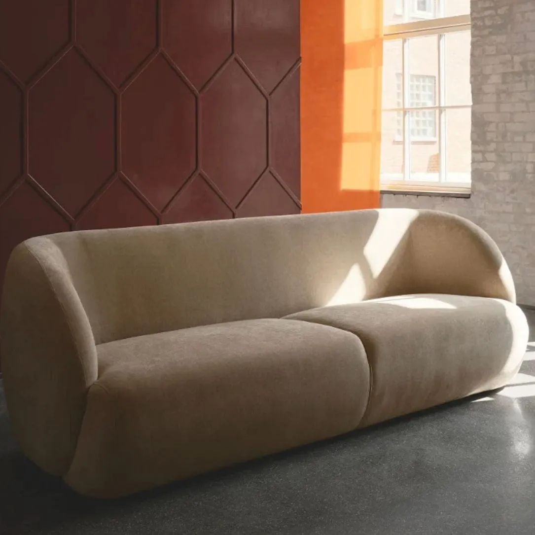 Aureliano Performance Boucle Curve Sofa