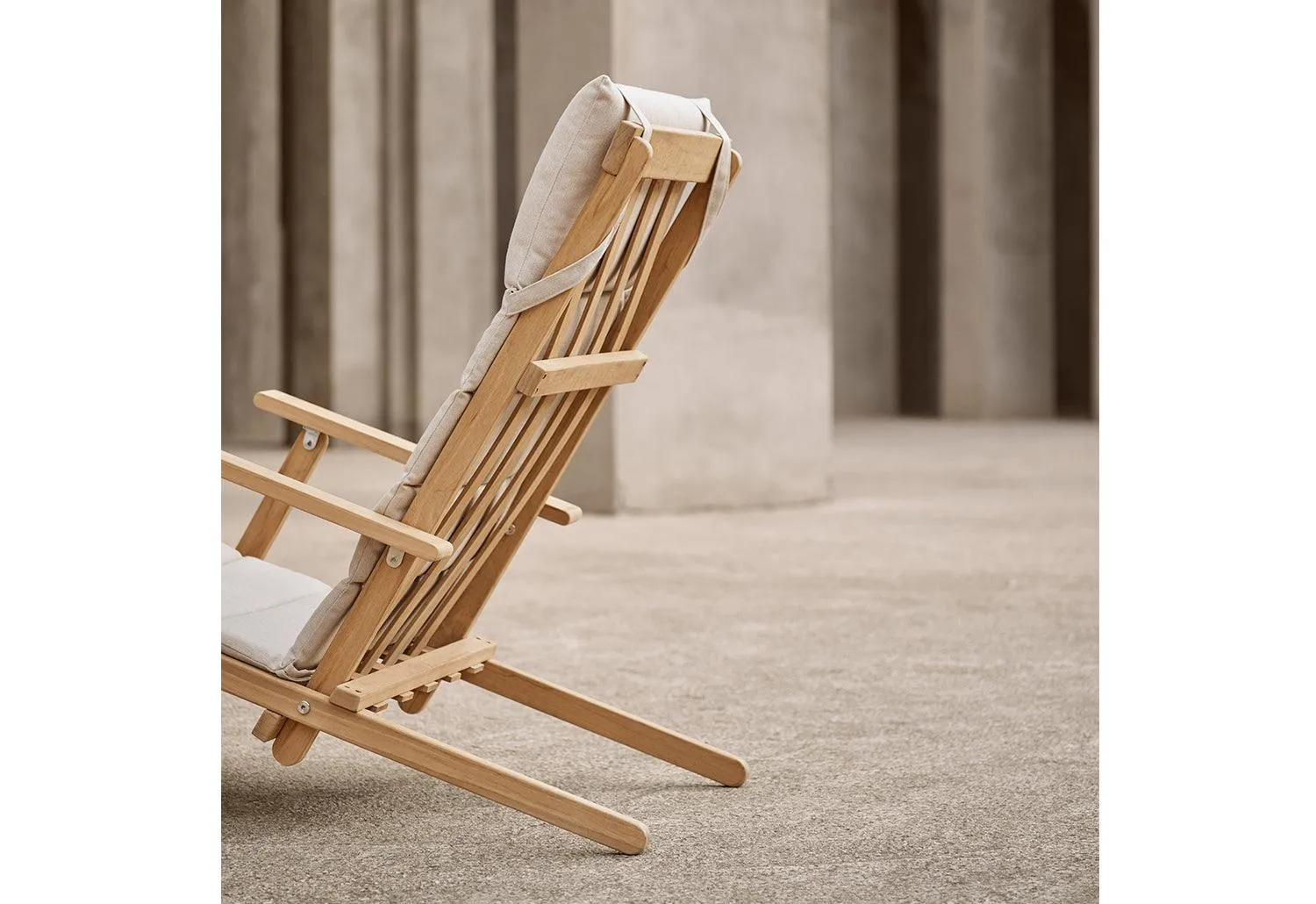 BM5568 Deck Chair