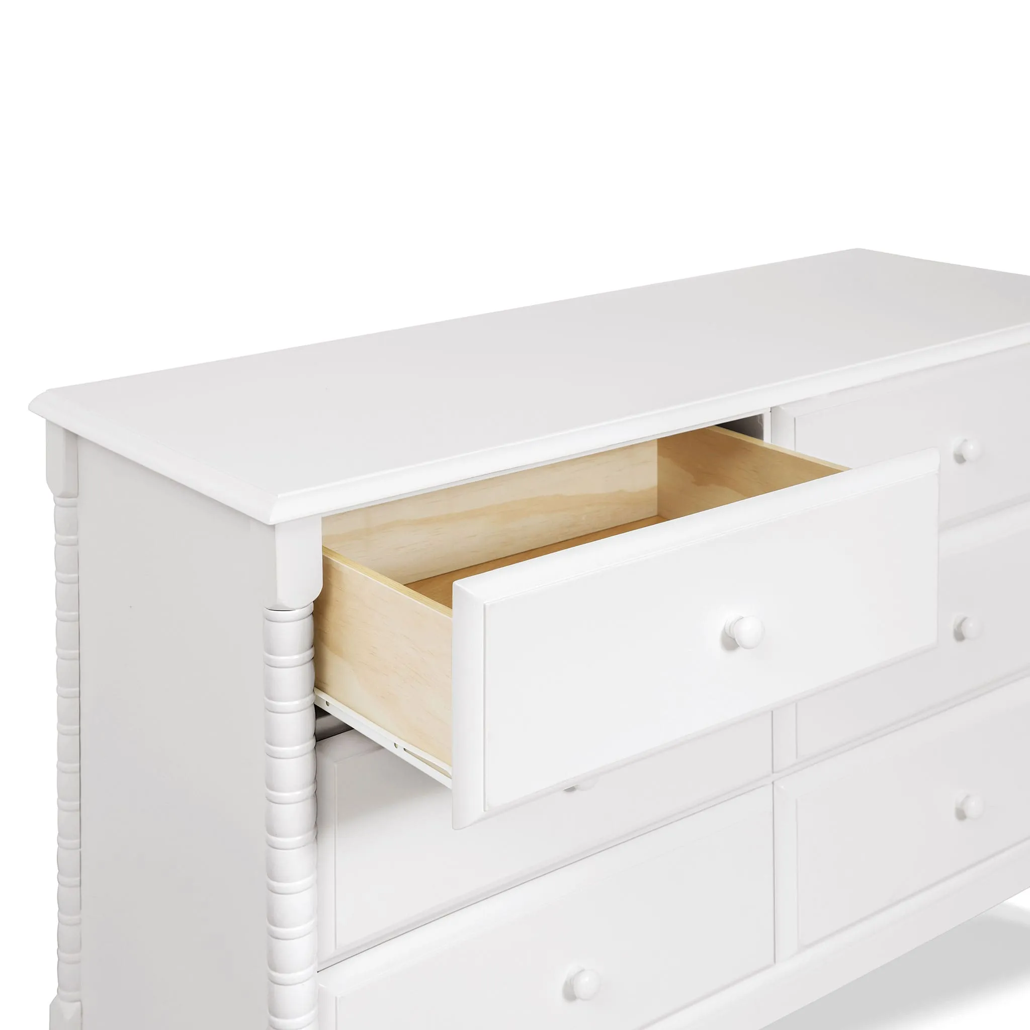 DAVINCI Jenny Lind Spindle 6-Drawer Dresser