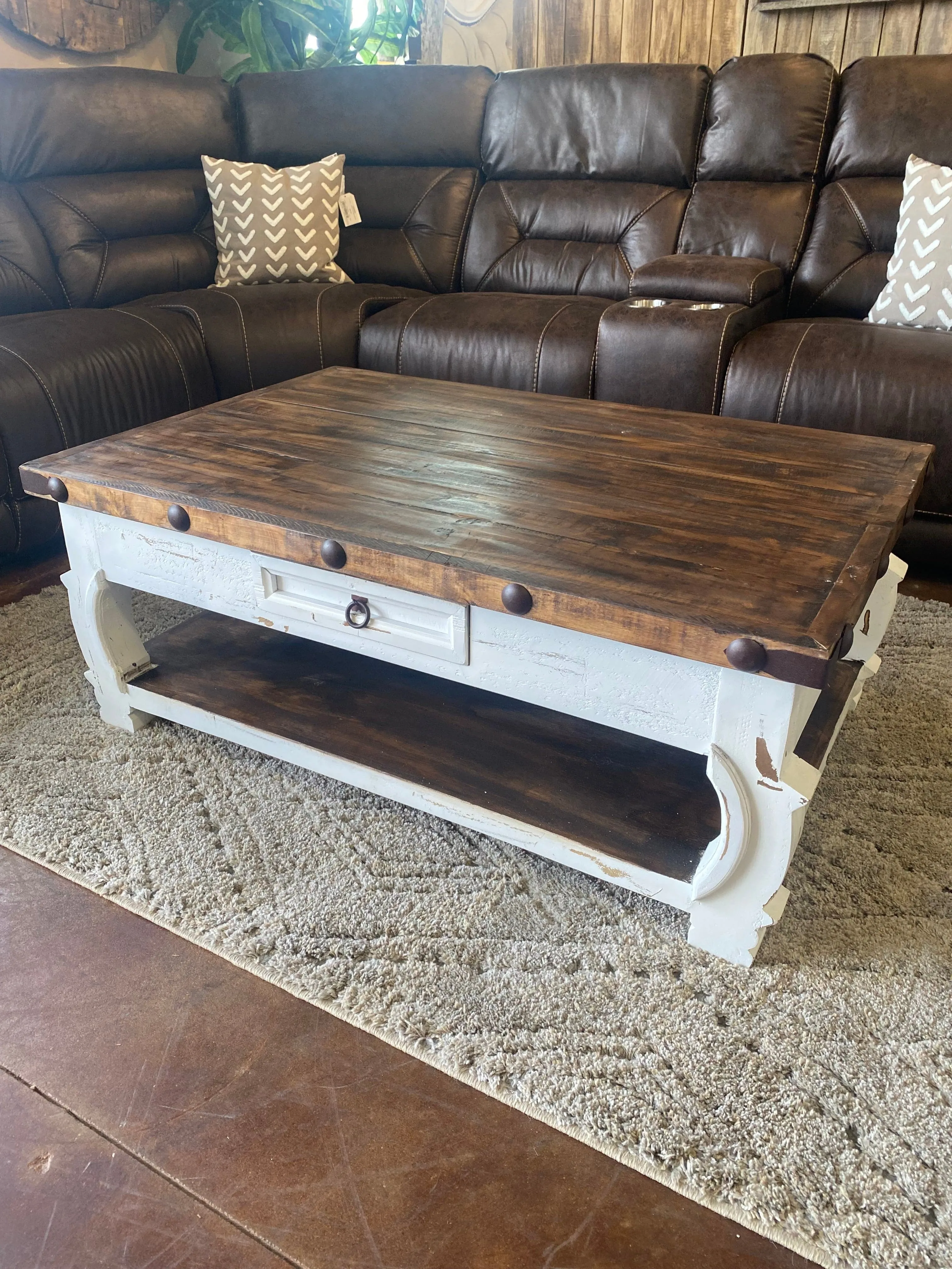 HONDO COFFEE TABLE SET WHITE DISTRESSED