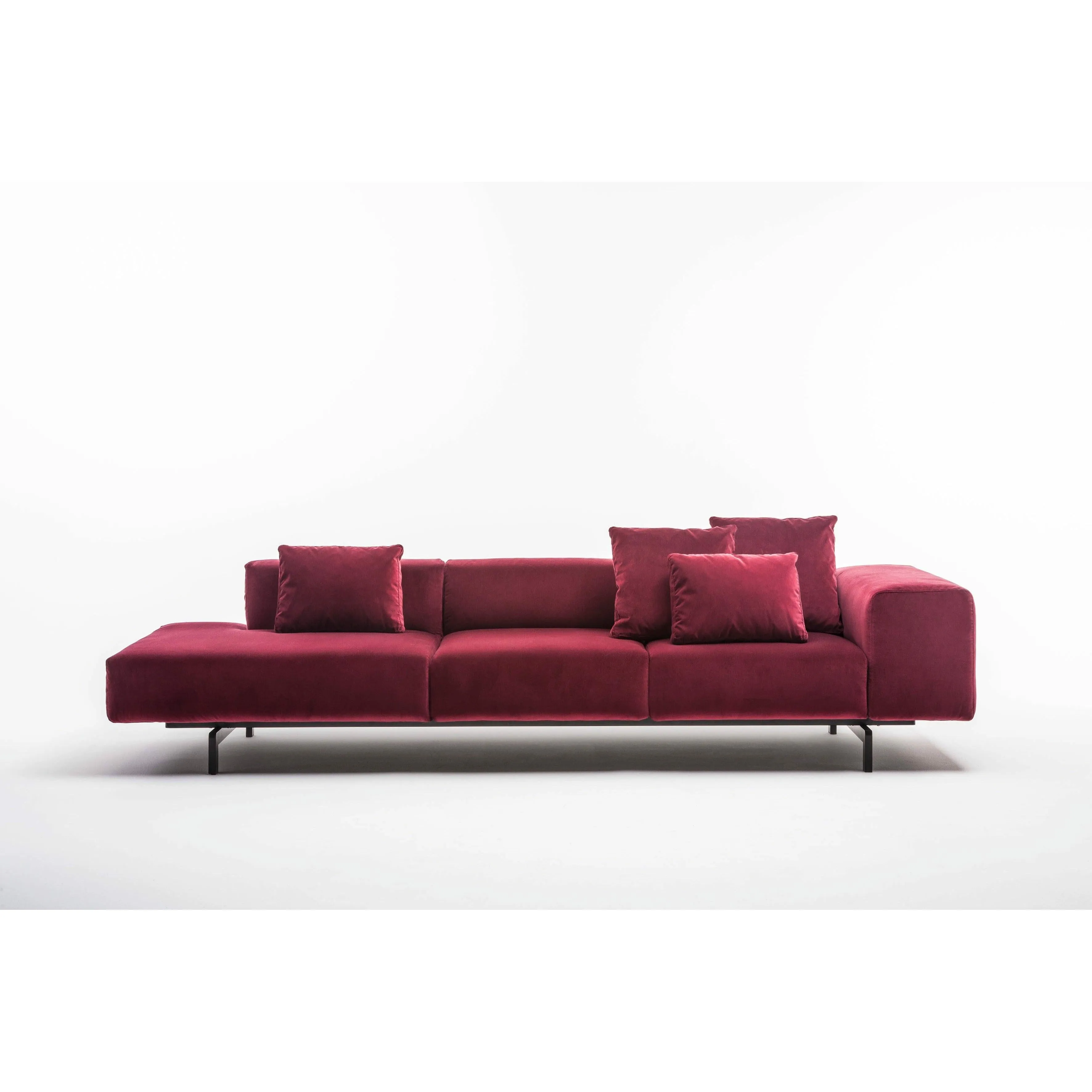 Largo 3-Seater Chaise with Right Side Ottoman