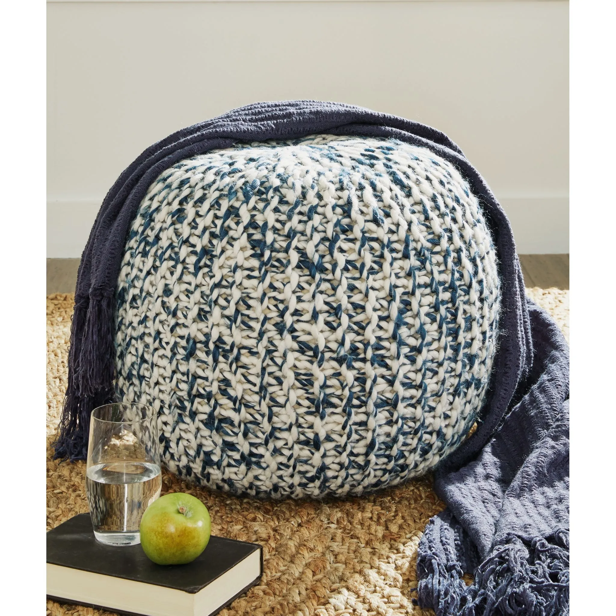 Latricia Pouf