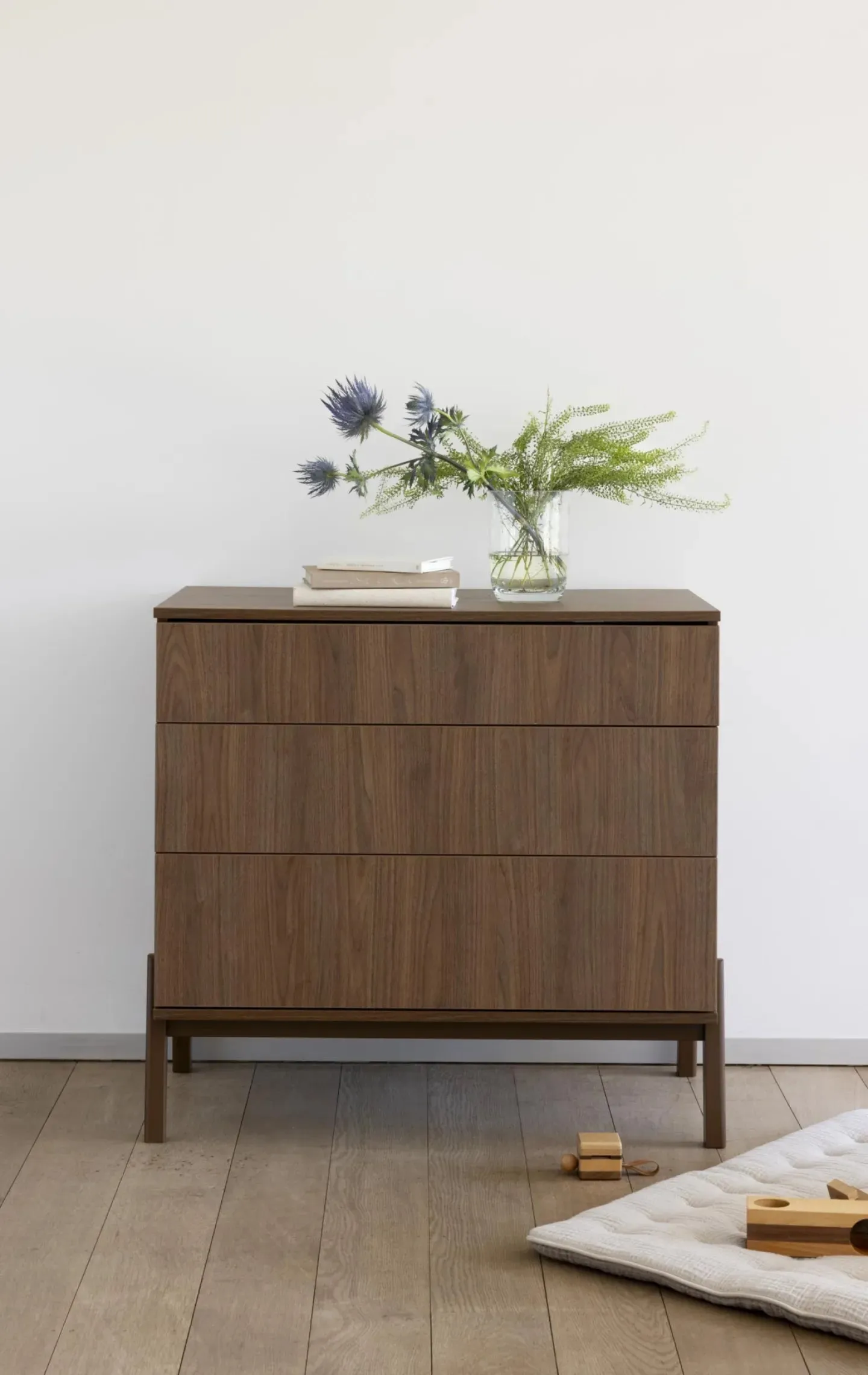 Quax, Ashi Chest of Drawers, Chestnut