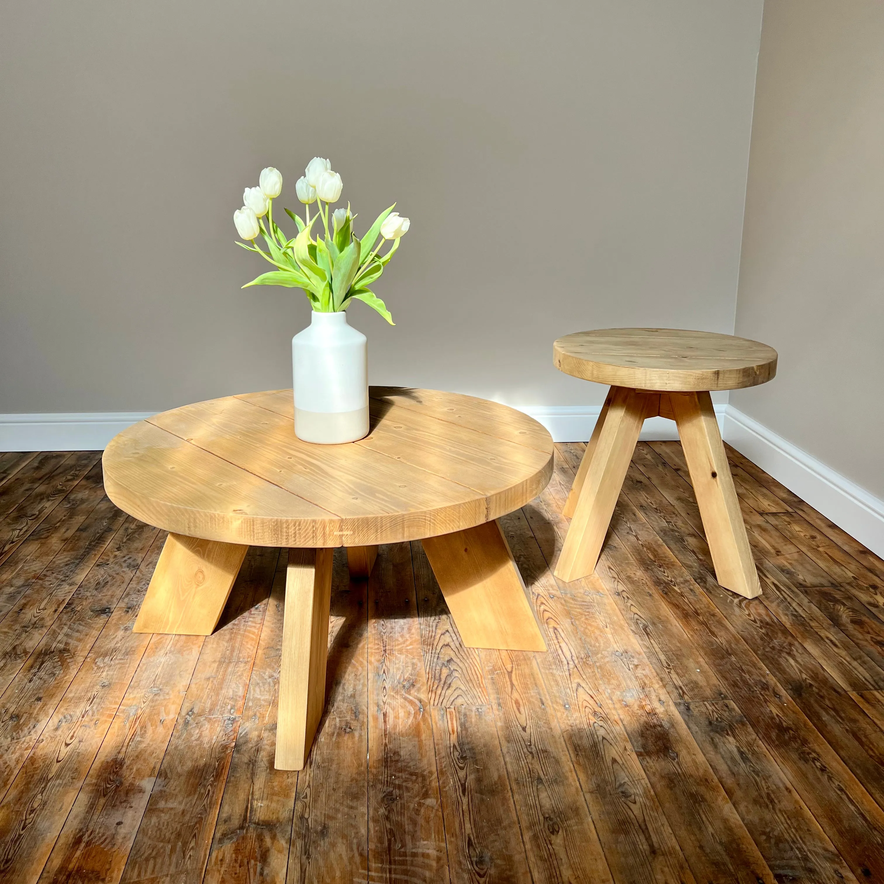 Wooden Round Coffee Tables